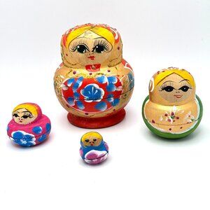 Hand-Painted Russian Matryoshka 4-Piece Wood Nesting Dolls Set Floral Design